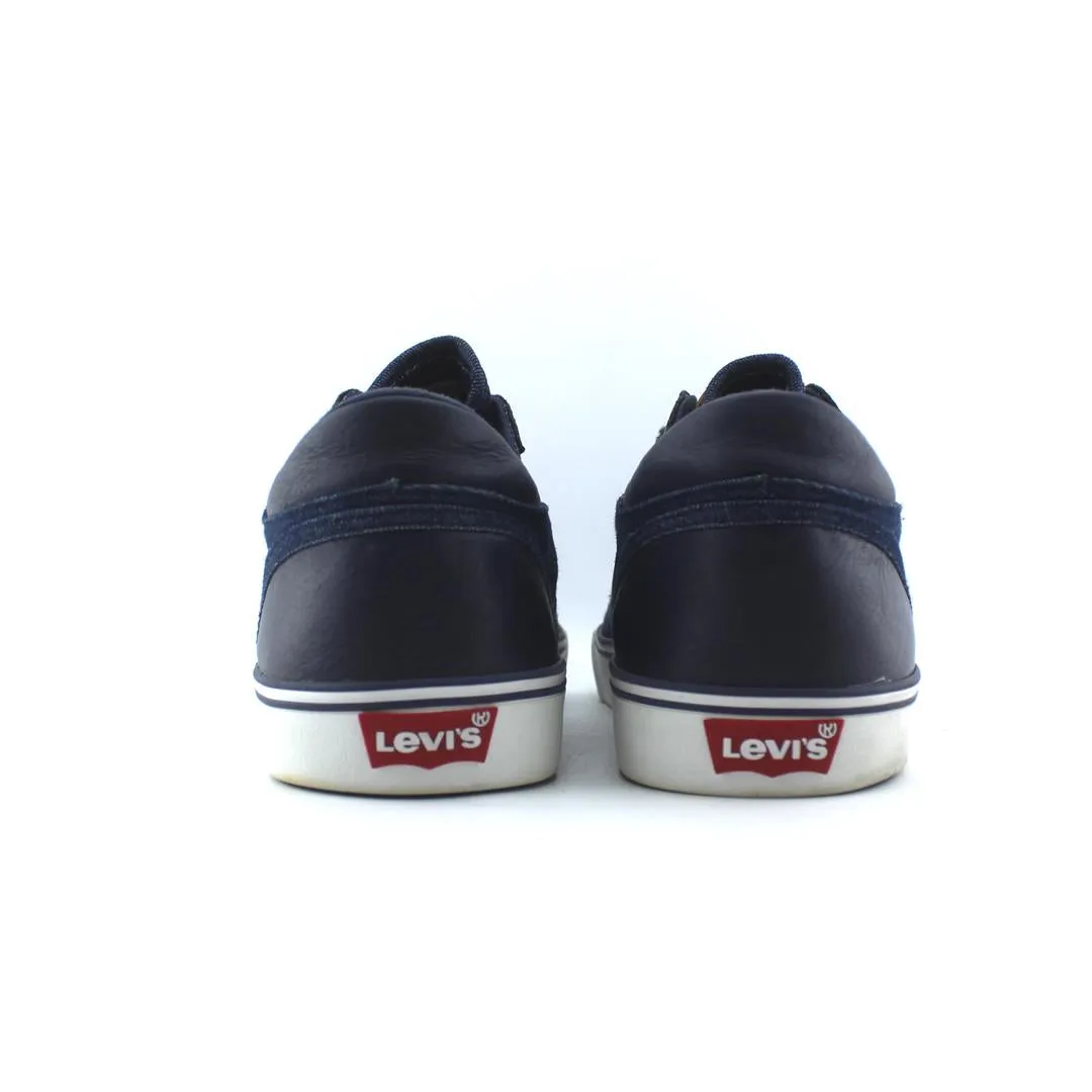 LEVI'S COMFORT