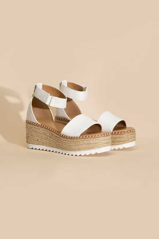TUCKIN - S Platform Sandals