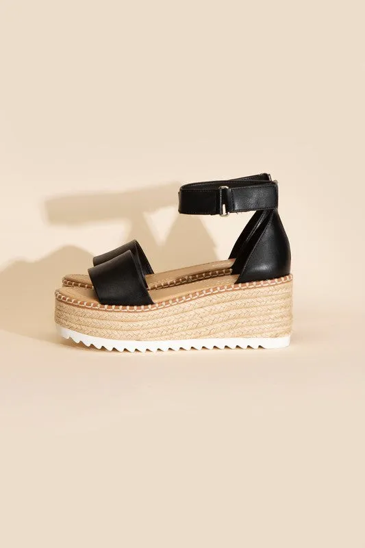 TUCKIN - S Platform Sandals