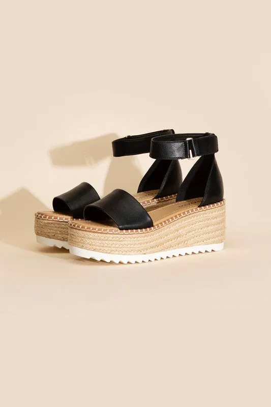 TUCKIN - S Platform Sandals