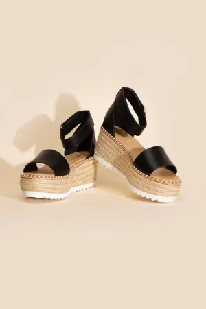TUCKIN - S Platform Sandals
