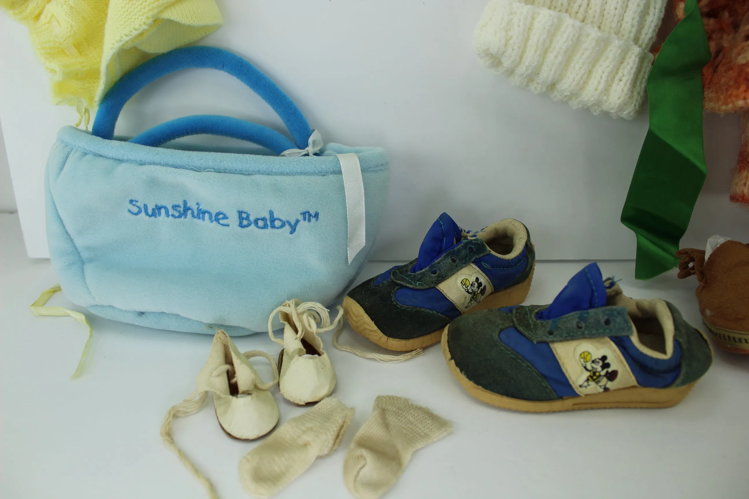 Vintage Antique Lot Collection 42 Pieces Pairs Doll Clothes Shoes All Sizes Labels & Hand Made